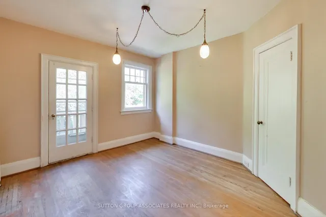 Additional image 20 of 64 Burnside Dr