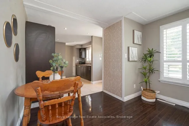 Additional image 11 of 107 Court St