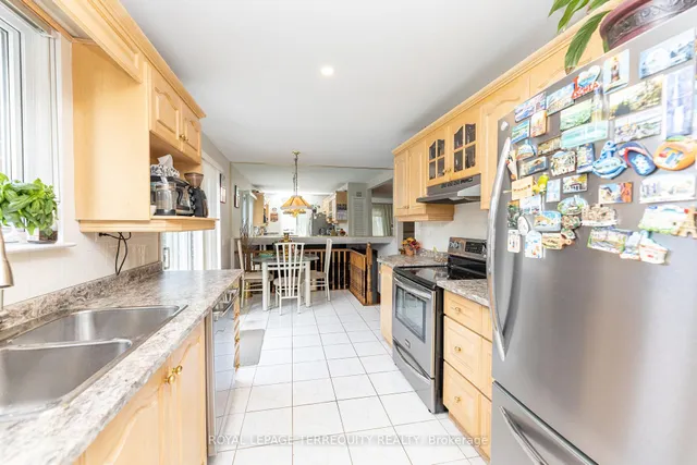 Additional image 16 of 3205 Gwendale Cres