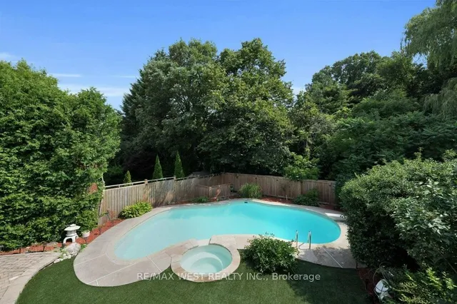 Additional image 48 of 151 Brahms Ave