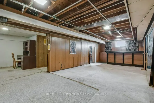 Additional image 25 of 50 Mountain Ave