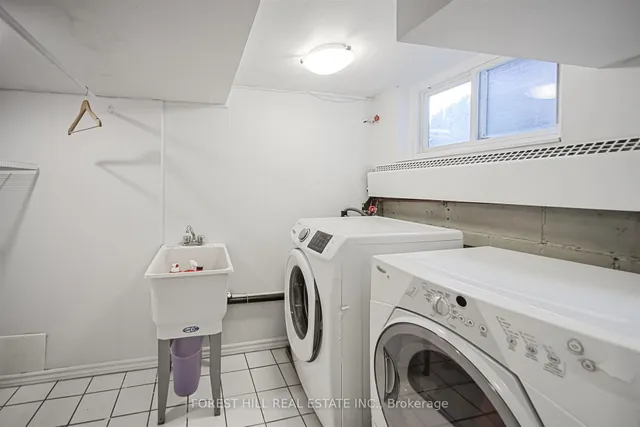 Additional image 34 of 47 Rowley Ave