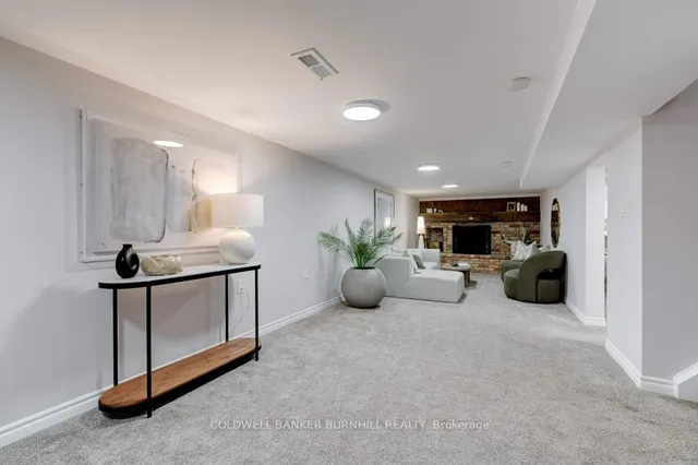 Additional image 34 of 380 ABBOTT Rd