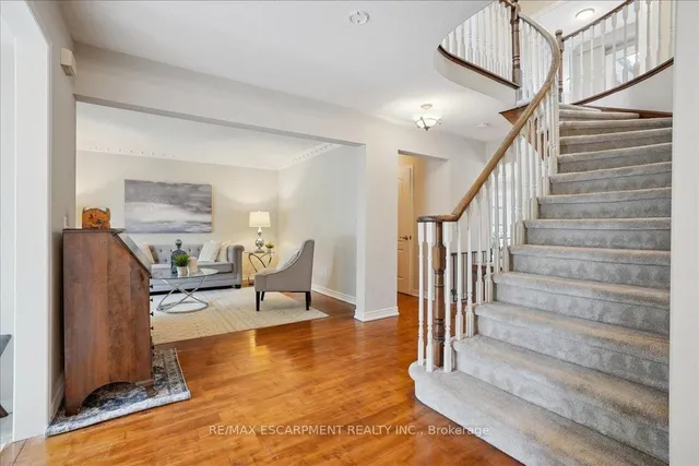 Additional image 12 of 105 River Glen Blvd