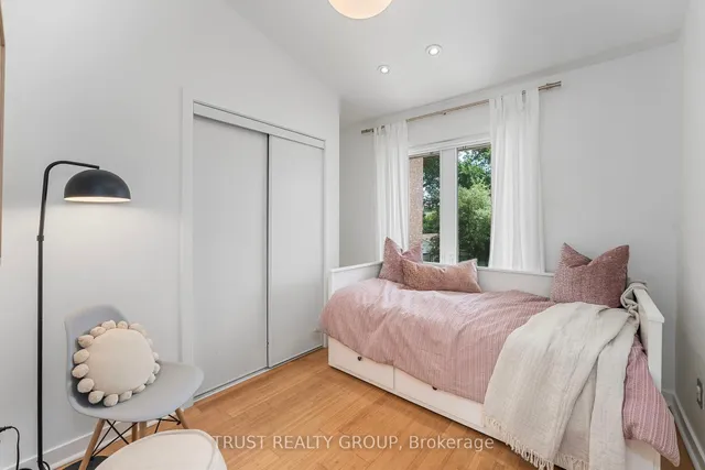 Additional image 21 of 31 Dunkirk Rd