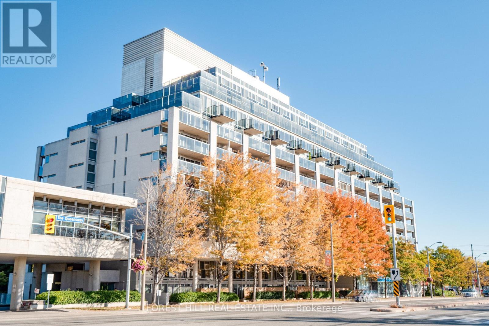 301 - 1040 THE QUEENSWAY AVENUE|Toronto (Islington-City Centre West), Ontario M8Z0A7