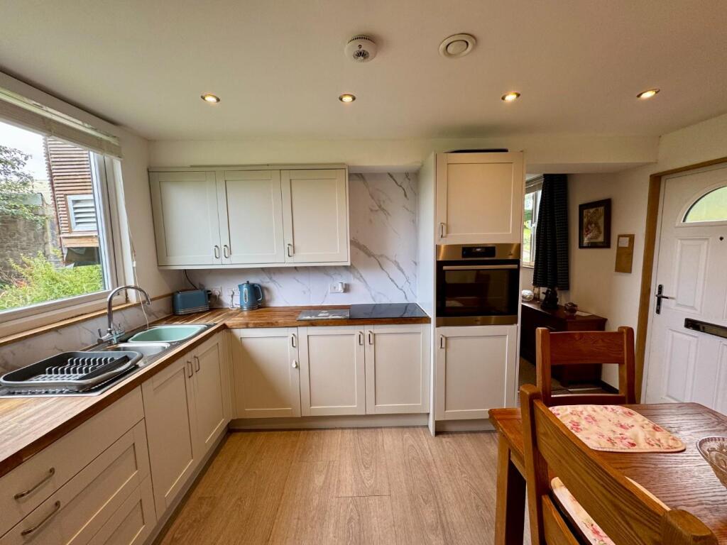 Additional image 43 of Woodplumpton Road, Burnley