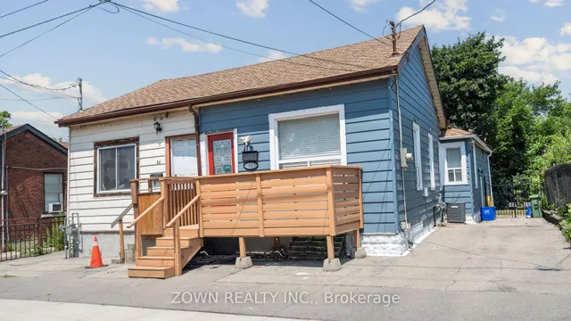 Additional image 30 of 64 Sheaffe St