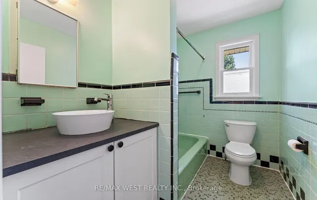 Additional image 23 of 23 Waltham Dr