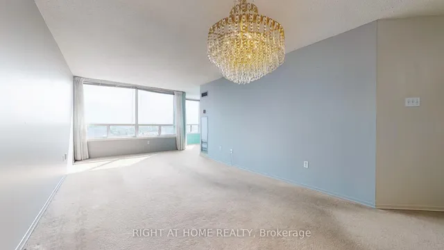 Additional image 10 of 350 Alton Towers Circ Unit 1107