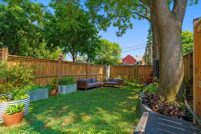 Additional image 33 of 164 Catharine St