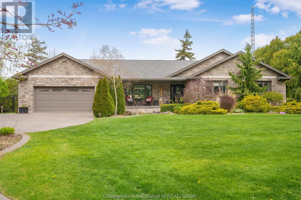 Property image for 21945 COMMUNICATION ROAD|Chatham, Ontario N7M5J4