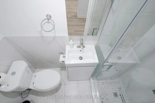 Additional image 17 of 120 Bertrand Ave