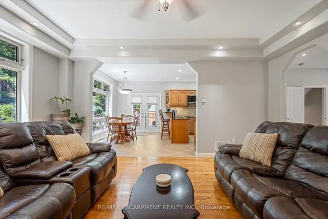 Additional image 14 of 22 Shadeland Cres