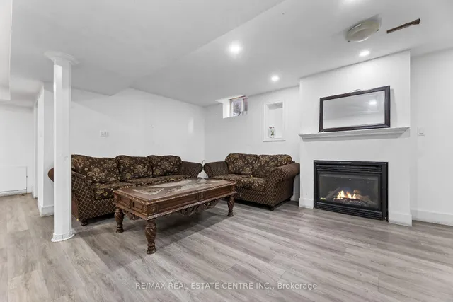 Additional image 45 of 82 Flowertown Ave