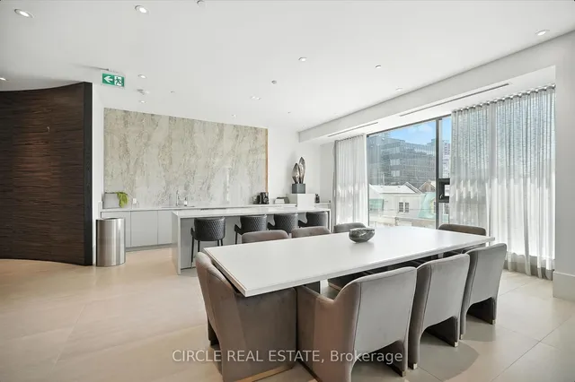 Additional image 38 of 2007 James St Unit 603