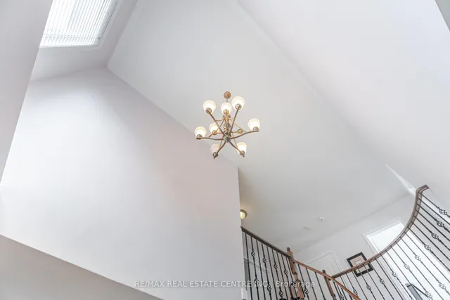 Additional image 5 of 53 Wild Indigo Cres