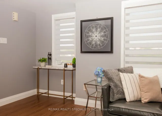 Additional image 3 of 60 Fairwood Circ Unit 78