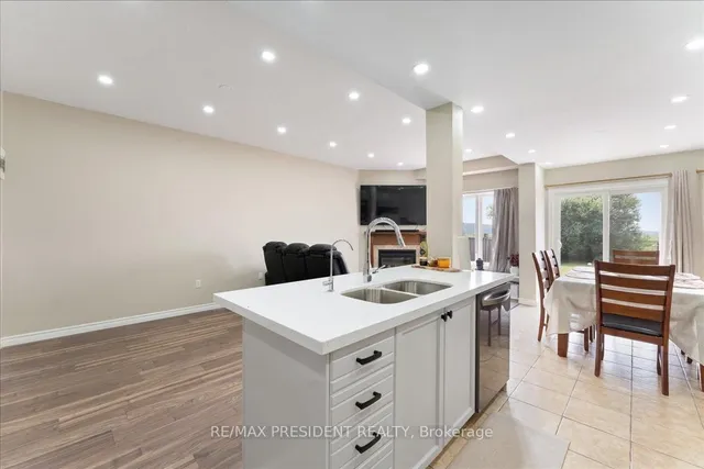 Additional image 12 of 285 Southbrook Dr