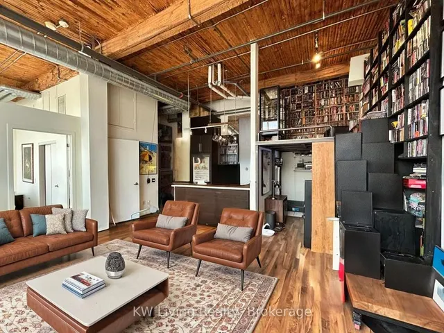 Additional image 7 of 736 Dundas St Unit 402