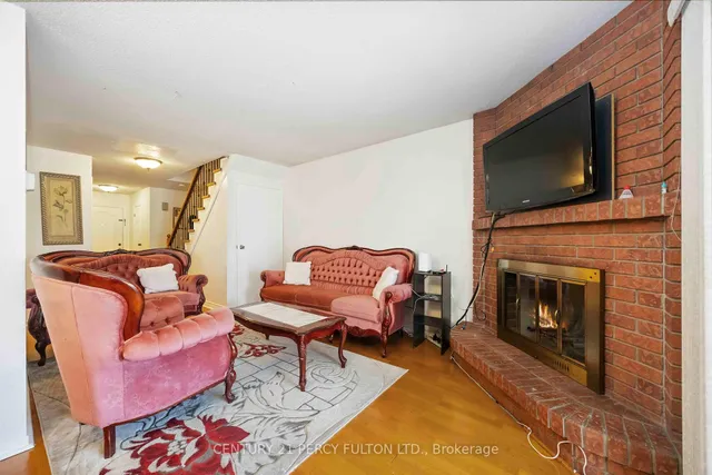 Additional image 7 of 17 Woodsview Ave