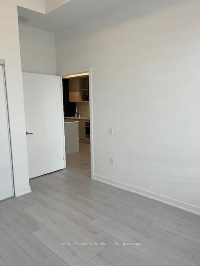 Additional image 22 of 395 Dundas St Unit 216