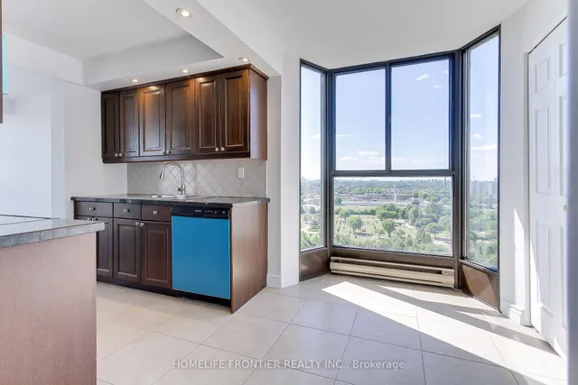 Additional image 17 of 80 Antibes Dr Unit 1906