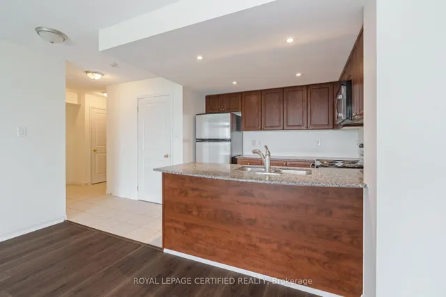 Additional image 7 of 9 George St Unit 813