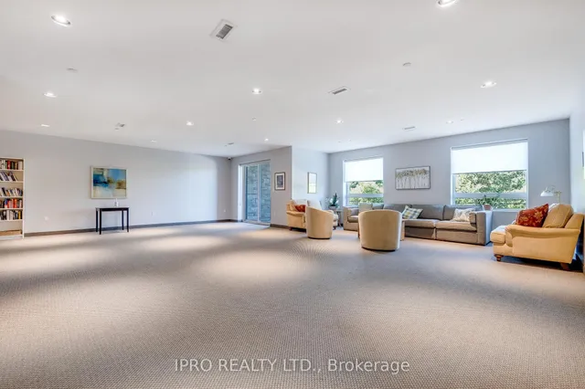 Additional image 30 of 33 Whitmer St Unit 112