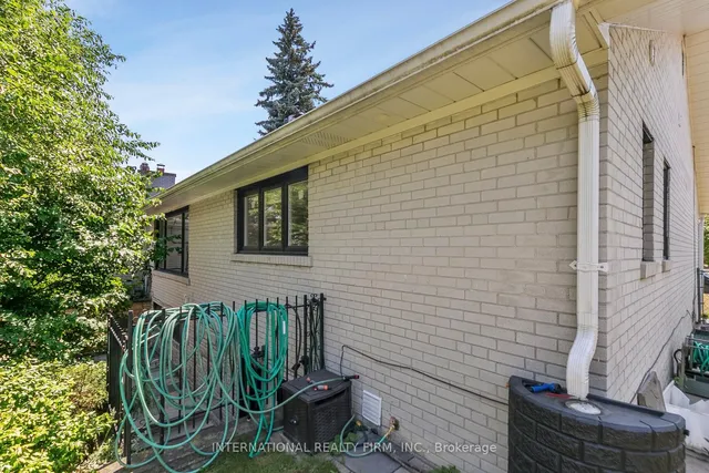 Additional image 44 of 27 Treadgold Cres