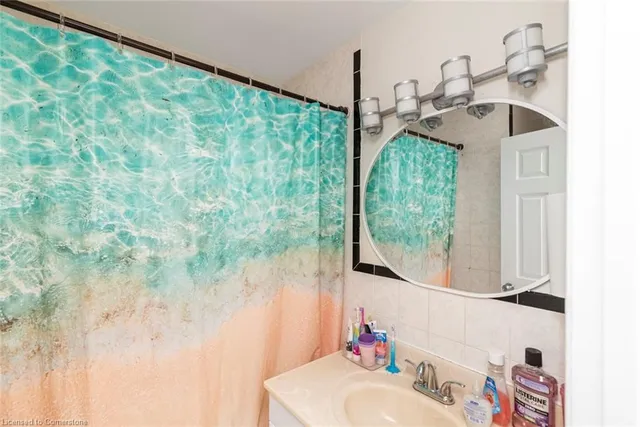 Additional image 21 of 172 Gibson Ave