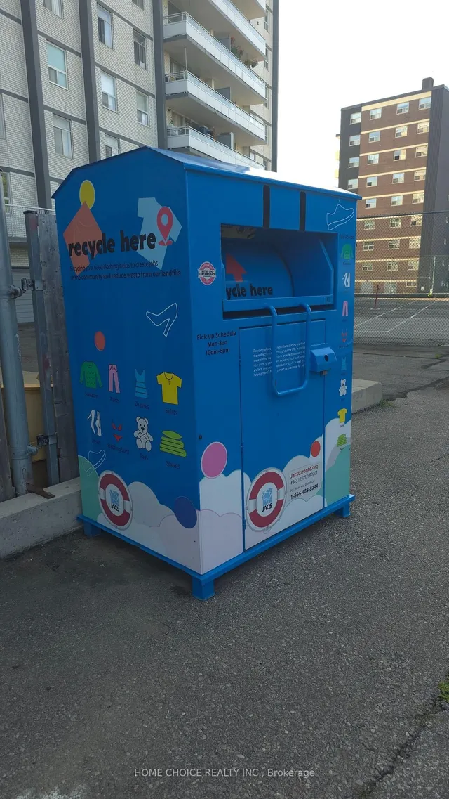 Additional image 41 of 3460 Keele St Unit 803