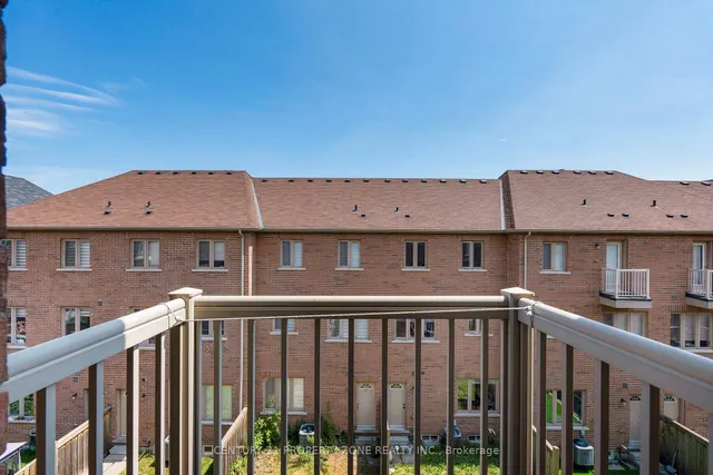 Additional image 12 of 33 Kayak Hts