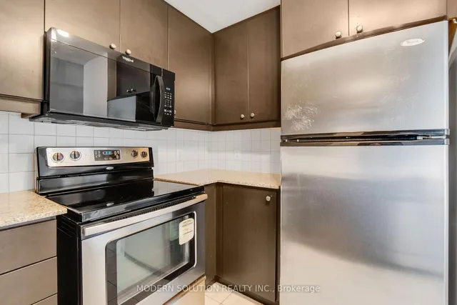 Additional image 17 of 60 Absolute Ave Unit 3707