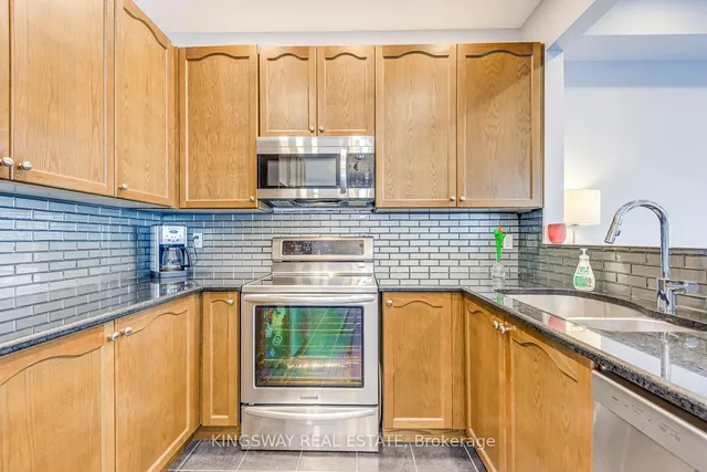 Additional image 19 of 423 Cedric Terr