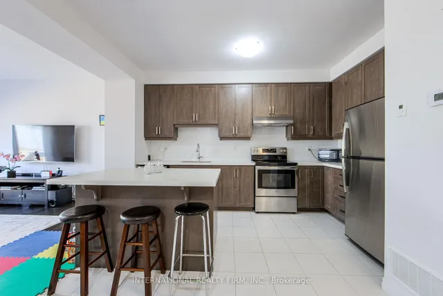 Additional image 5 of 8 Greenwich Ave