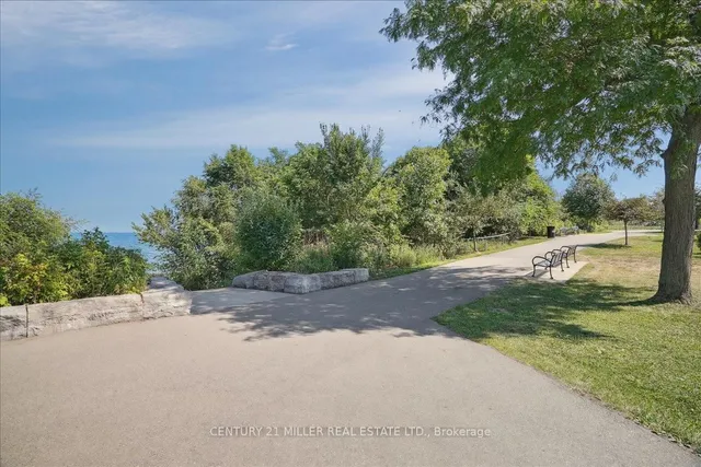 Additional image 41 of 5427 Lakeshore Rd Unit 4