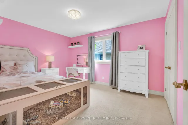 Additional image 31 of 484 Bush Dr