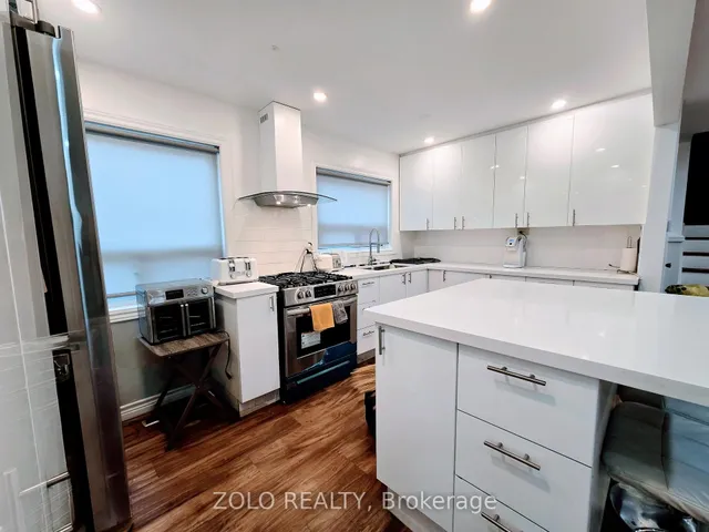 Additional image 10 of 6 Gotham Crt