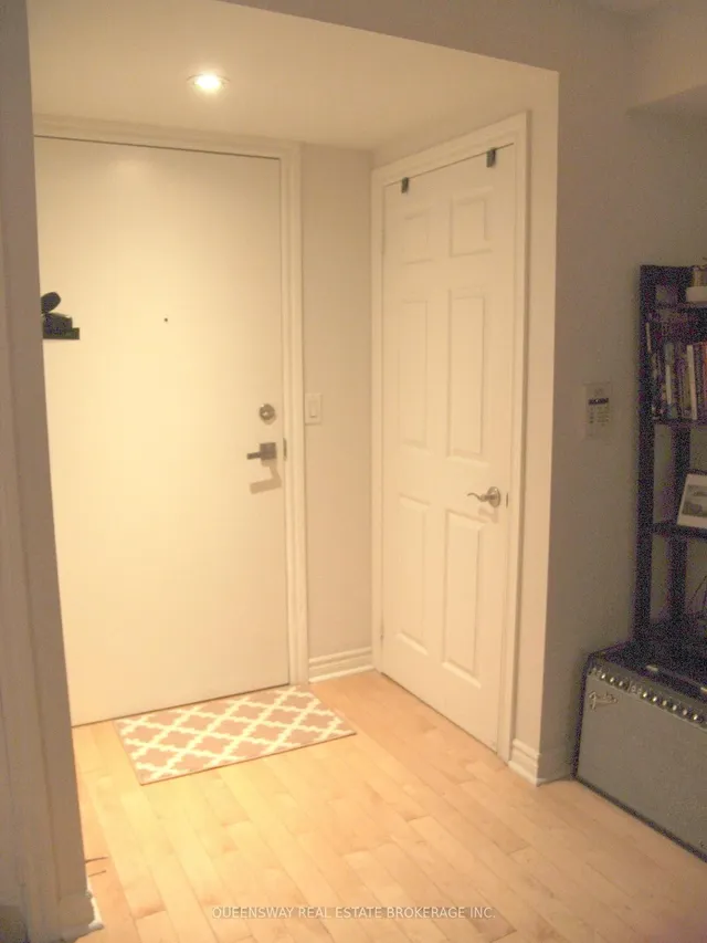 Additional image 5 of 250 Wellington St Unit 343