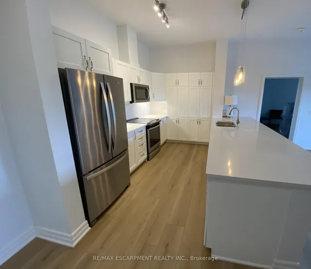 Additional image 5 of 39 SISTER VARGA Terr Unit 403