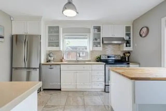 Additional image 12 of 103 Neilson Dr