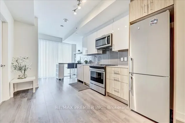 Additional image 16 of 180 Fairview Mall Dr Unit 608