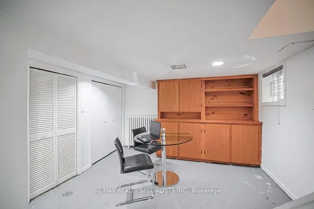 Additional image 29 of 123 Colin Ave