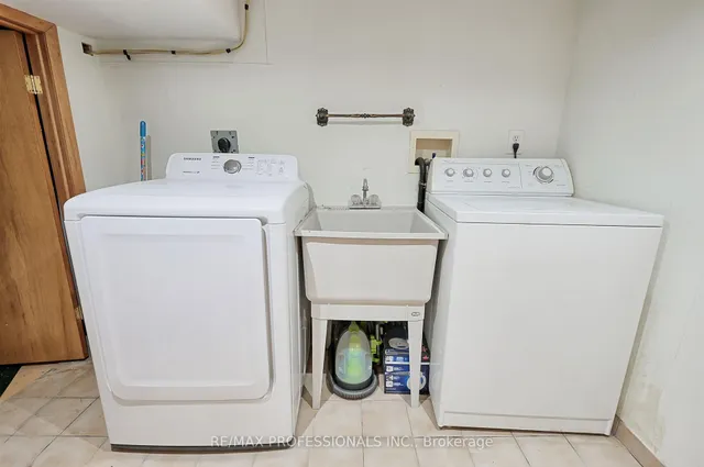 Additional image 40 of 53 Tilden Cres