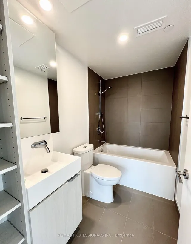 Additional image 14 of 370 Martha St Unit 802