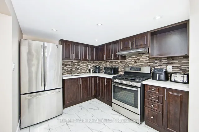 Additional image 7 of 205 Emerson St