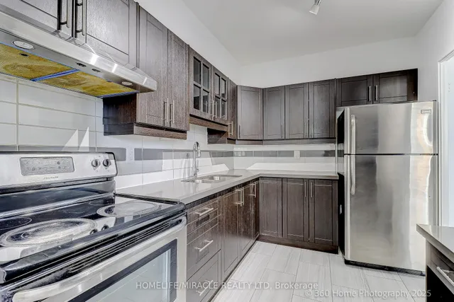 5 Massey Sq Unit 1819