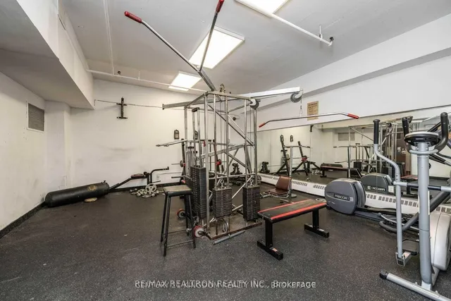 Additional image 21 of 100 Leeward Glwy Unit 1904