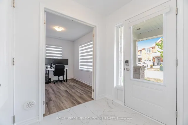 Additional image 6 of 898 Cactus Pt